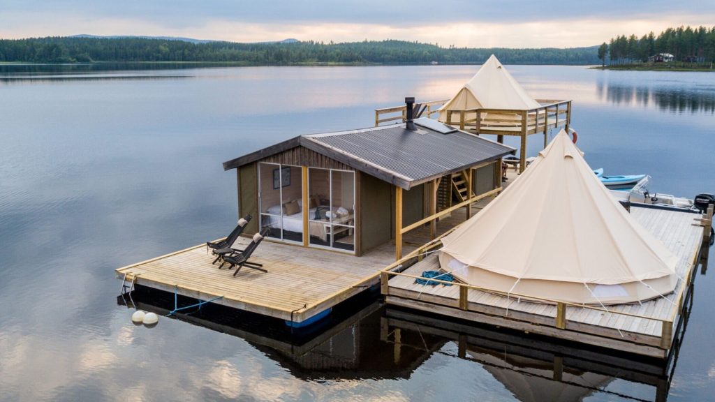 Nordic spa and sauna The Floating Safari Camp 