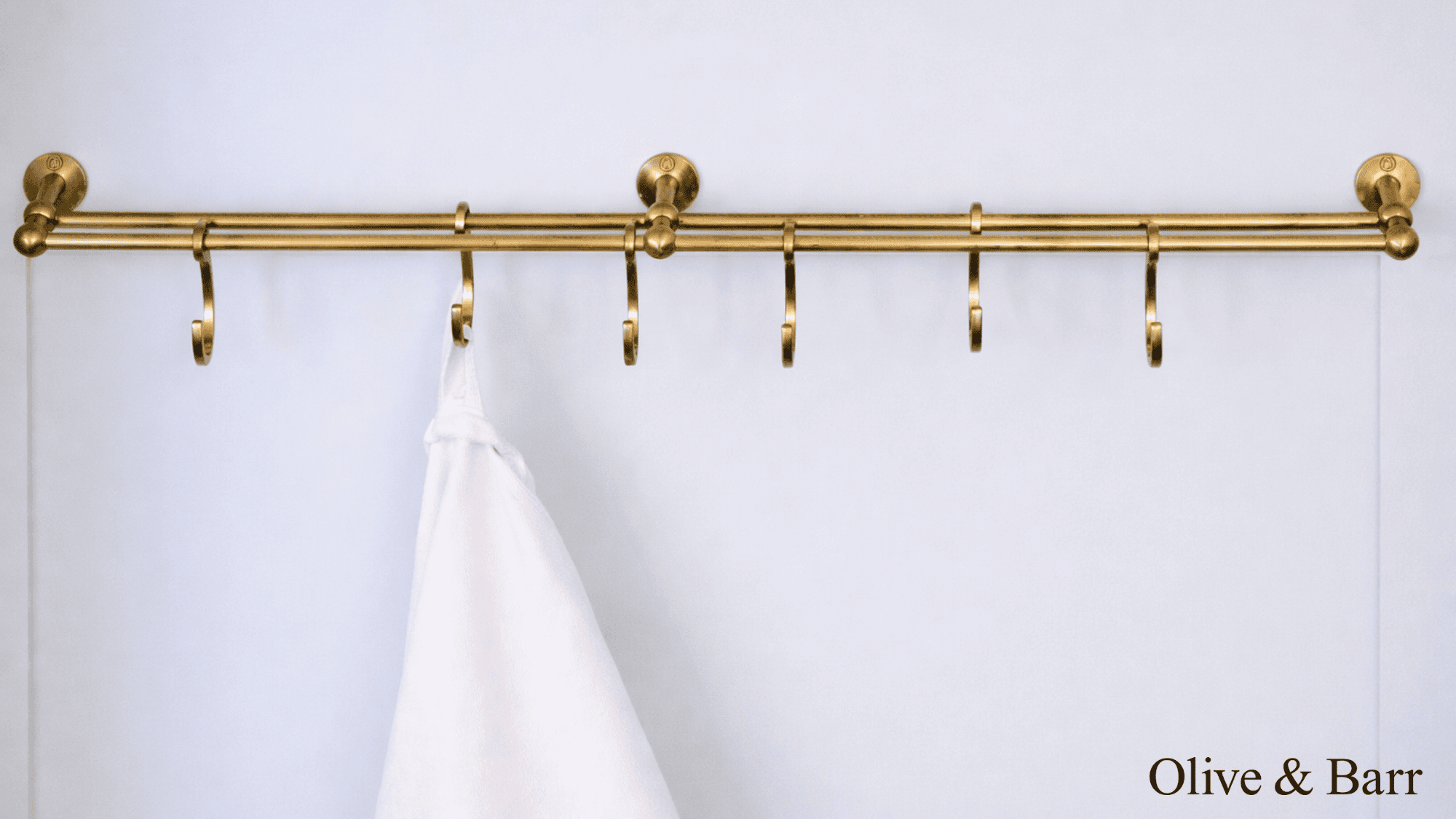 Win a premium kitchen hanging bar worth up to £299!